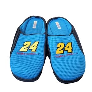 Men's Blue Slippers Size L very clean